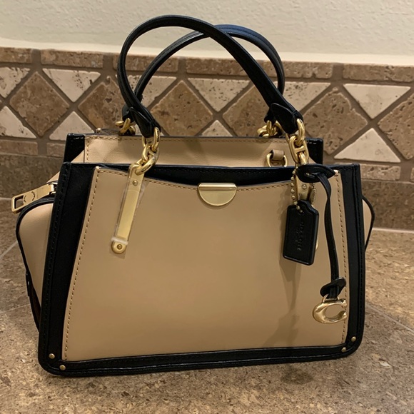 New with tags Coach mini handbag - Picture 1 of 8